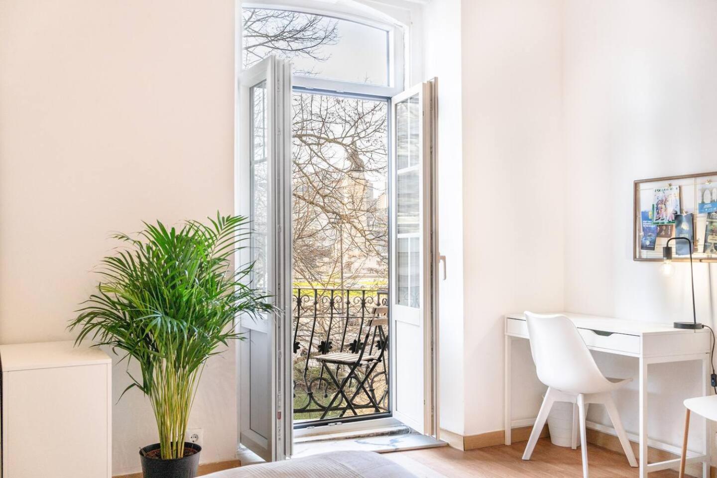 Prime 51 Bedroom Overlooking Marques Pombal * Lisboa